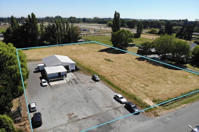 Photo of property in 54 Eders Road, Woodend, 7610