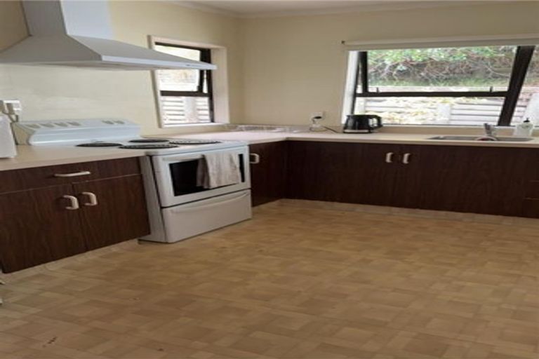 Photo of property in 30b Toi Street, Otaki Beach, Otaki, 5512
