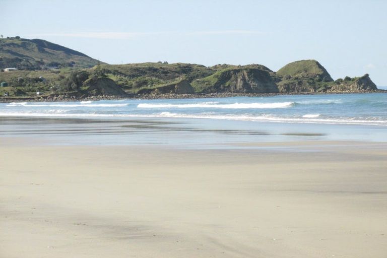 Photo of property in 7 Pukenui Drive, Mahia, 4198