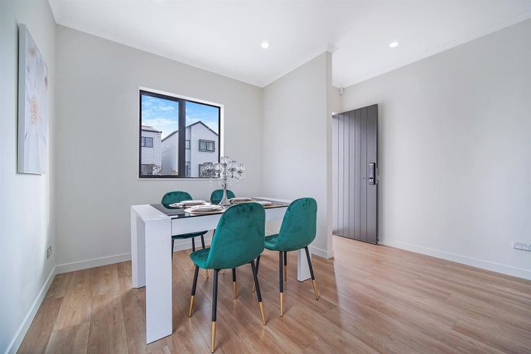 Photo of property in 42 Kairakau Street, Papakura, 2110