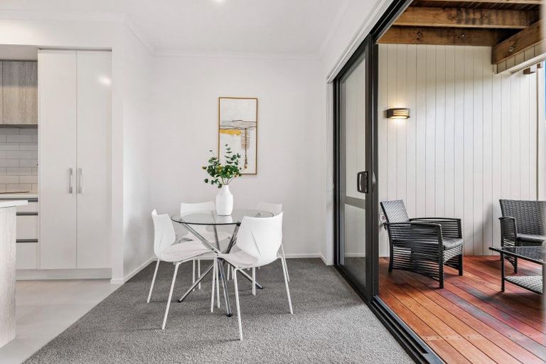 Photo of property in 31 De Havilland Road, Hobsonville, Auckland, 0618