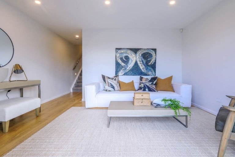 Photo of property in 406b Hibiscus Coast Highway, Orewa, 0931