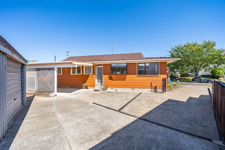 Photo of property in 74 California Drive, Totara Park, Upper Hutt, 5018