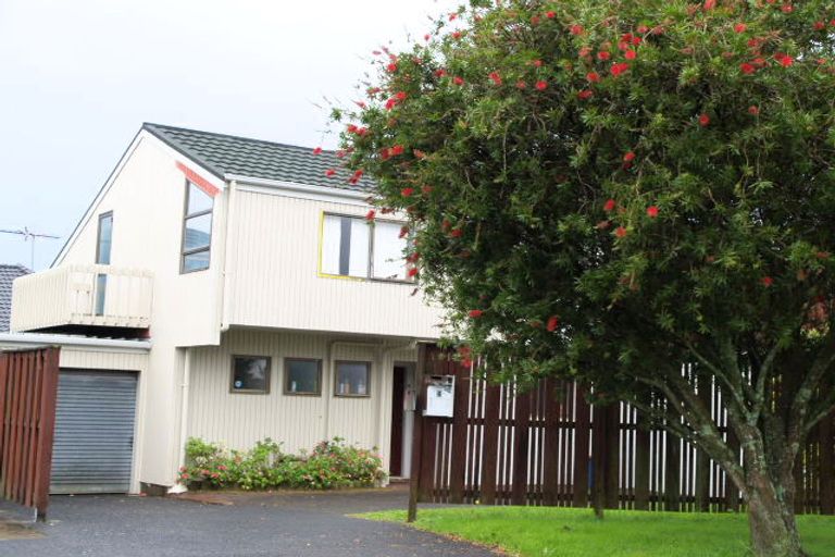 Photo of property in 4 Elliot Street, Howick, Auckland, 2014
