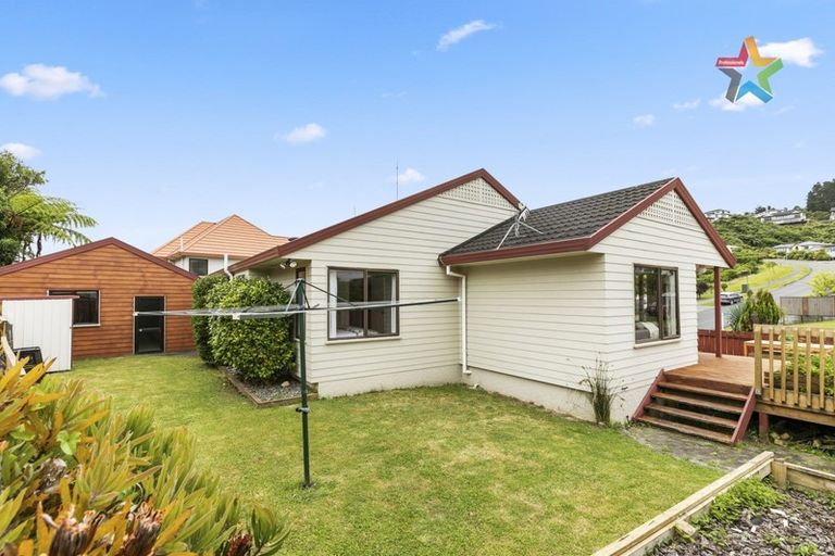 Photo of property in 177 Tirohanga Road, Tirohanga, Lower Hutt, 5010