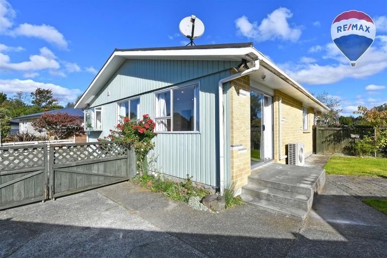 Photo of property in 1/21 Denver Grove, Totara Park, Upper Hutt, 5018