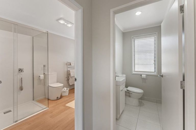 Photo of property in 12 Mcgregor Place, Paraparaumu, 5032