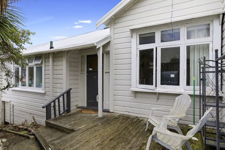 Photo of property in 1/28 Ribble Street, Island Bay, Wellington, 6023