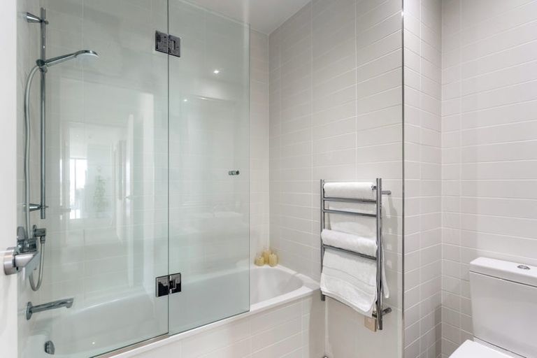 Photo of property in Sentinel Apartments, 1903/3 Northcroft Street, Takapuna, Auckland, 0622