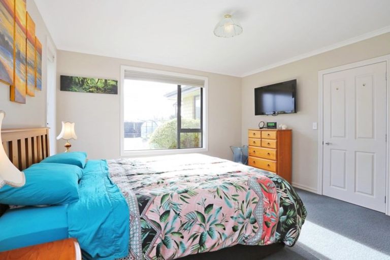 Photo of property in 9d Union Street, Winton, 9720