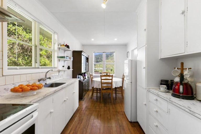 Photo of property in 63 Montreal Grove, Kingston, Wellington, 6021