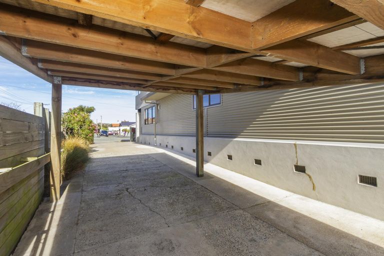 Photo of property in 8 Tweed Street, South Hill, Oamaru, 9400