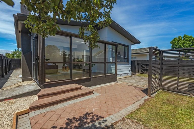 Photo of property in 26 Haydon Street, Roslyn, Palmerston North, 4414