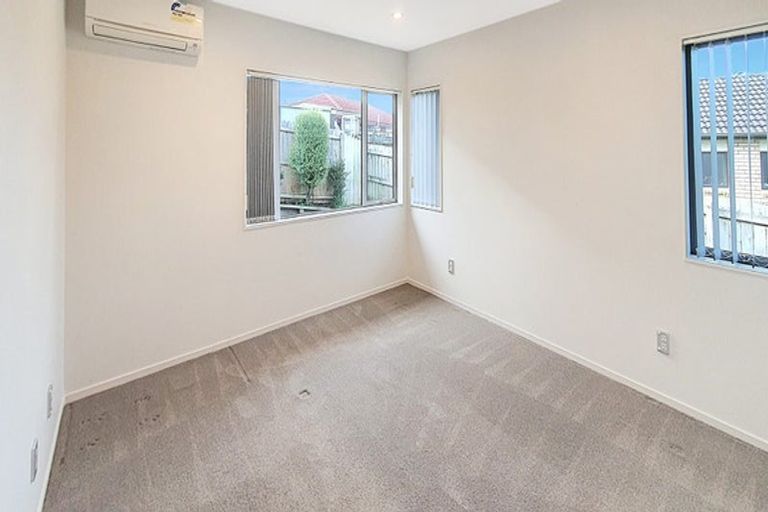 Photo of property in 81 Babich Road North, Ranui, Auckland, 0612