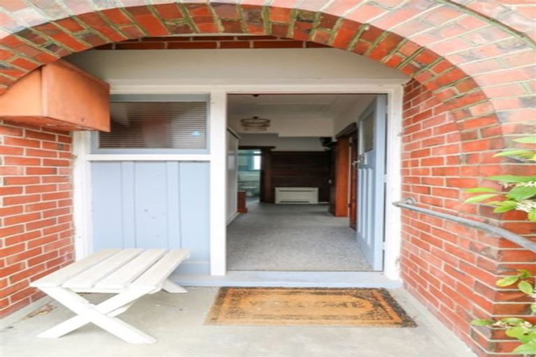 Photo of property in 35 Oxford Street, West End, Timaru, 7910