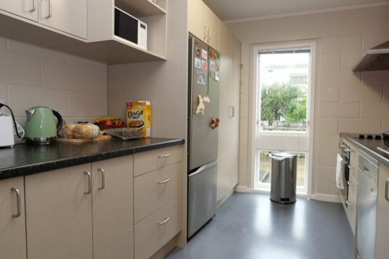 Photo of property in 1/23 Campbell Street, Karori, Wellington, 6012