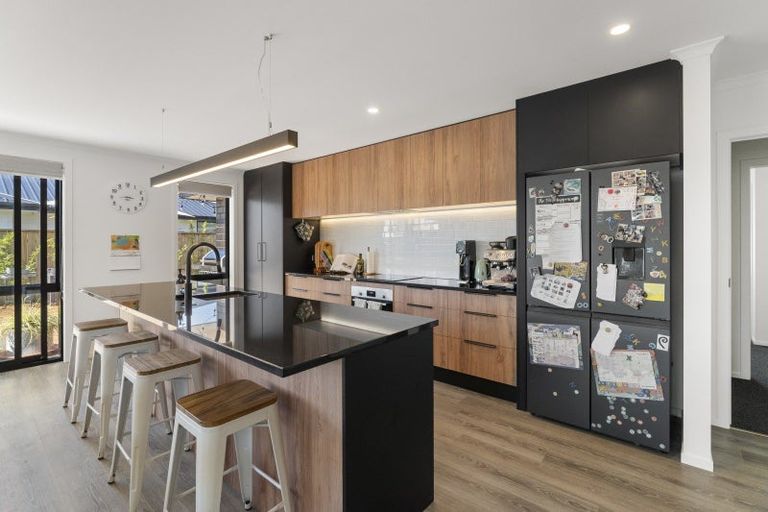 Photo of property in 5 Te Puke Te Ao Way, Otaki, 5512