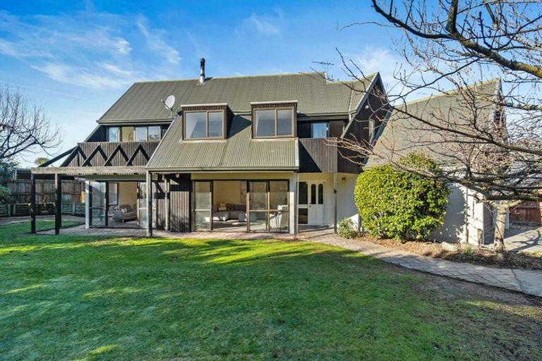 Photo of property in 17 Utah Place, Burwood, Christchurch, 8061