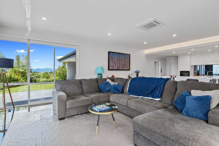Photo of property in 66 Suncrest Drive, Tasman, Upper Moutere, 7173