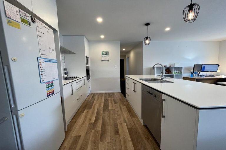 Photo of property in 4 Furlong Street, Yaldhurst, Christchurch, 8042