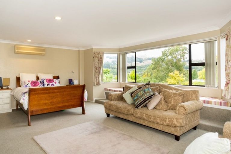 Photo of property in 57 Puflett Road, Havelock North, 4130