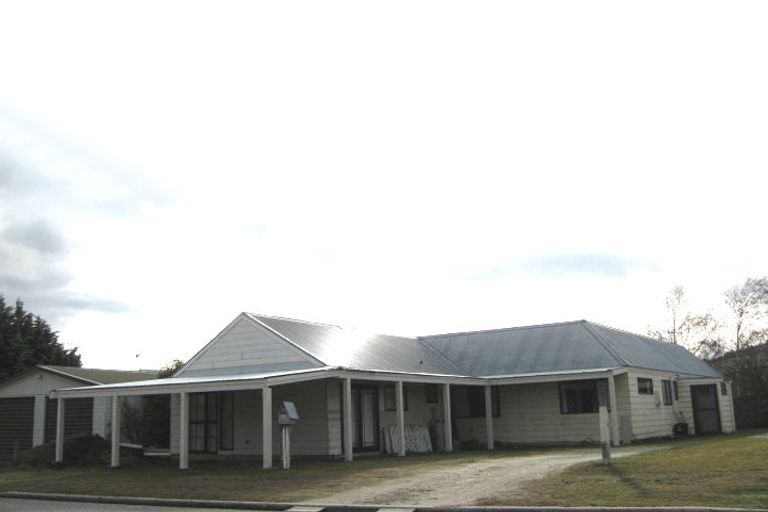 Photo of property in 148 Aubrey Road, Wanaka, 9305