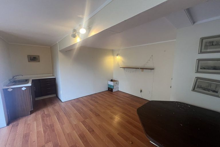 Photo of property in 179 West Harbour Drive, West Harbour, Auckland, 0618