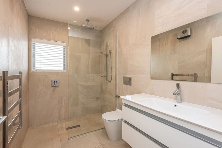 Photo of property in 7 Te Wharau Lane, Charteris Bay, Lyttelton, 8971