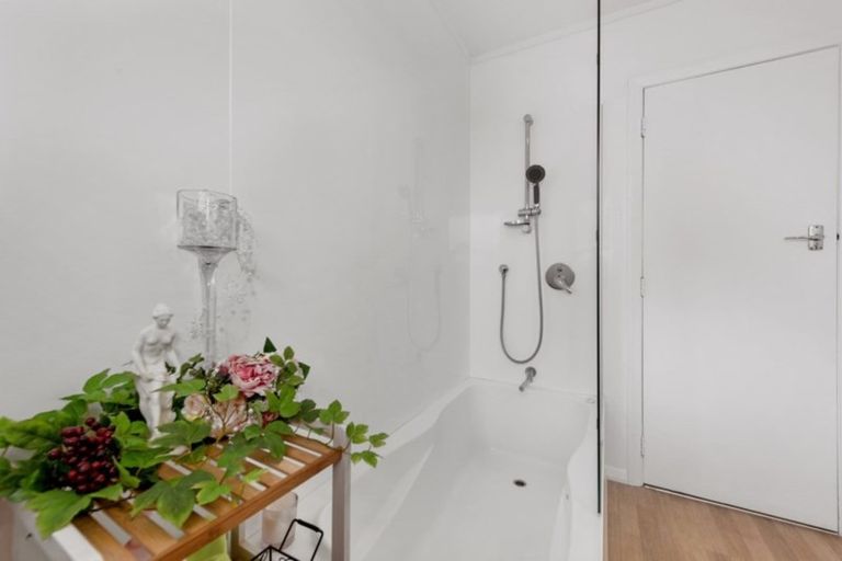 Photo of property in 1/14 Totara Street, Trentham, Upper Hutt, 5018