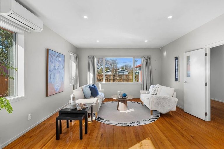 Photo of property in 5 Nortons Road, Avonhead, Christchurch, 8042