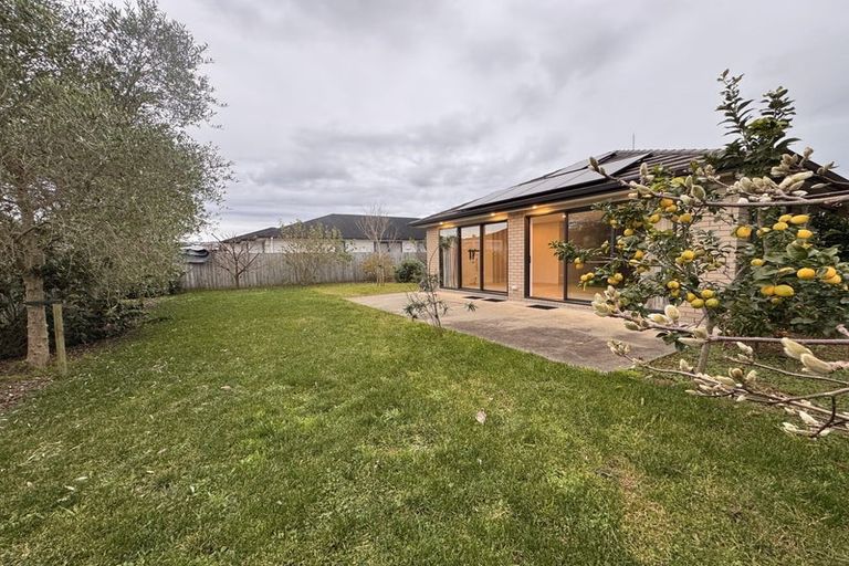 Photo of property in 12 Mangatiti Street, Papakura, 2110