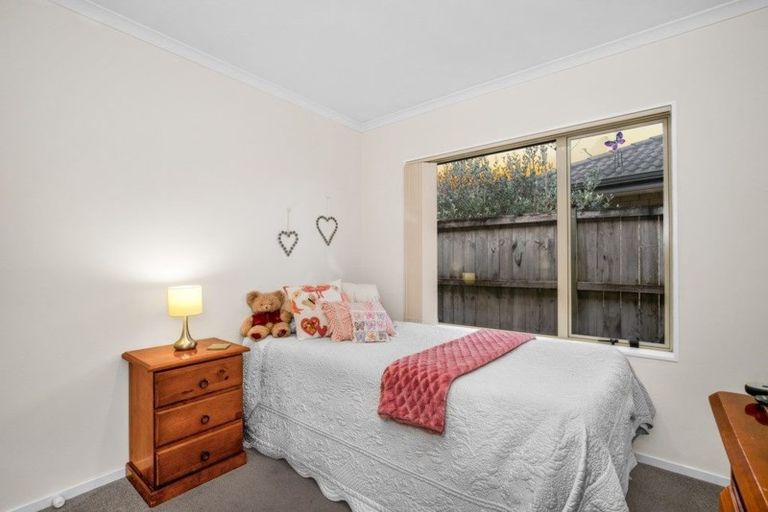 Photo of property in 24 Stellata Court, Randwick Park, Auckland, 2105