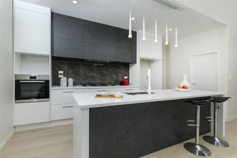 Photo of property in 39 Fruitlands Road, Kumeu, 0810