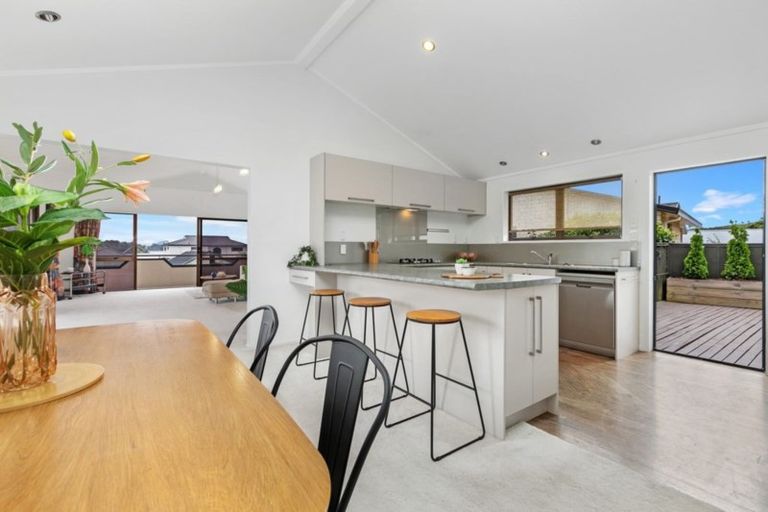 Photo of property in 16 Forrester Drive, Welcome Bay, Tauranga, 3112