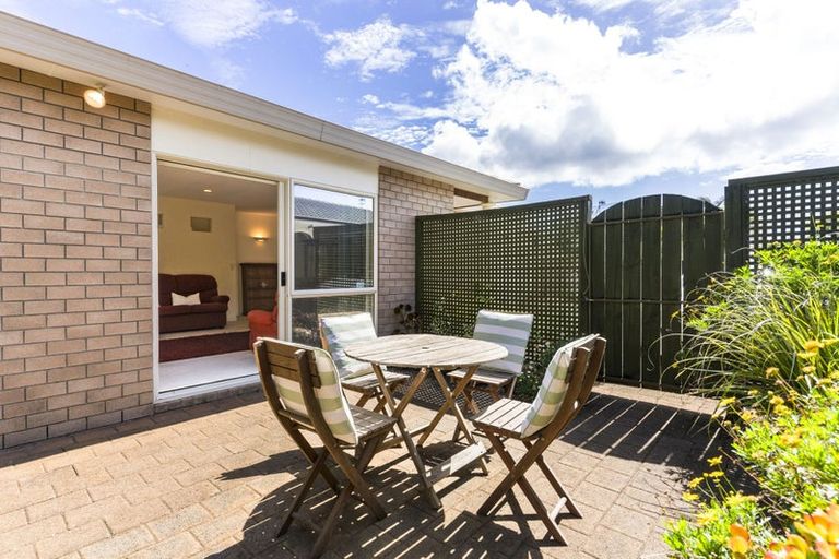 Photo of property in 27 Stanhope Road, Mount Wellington, Auckland, 1051