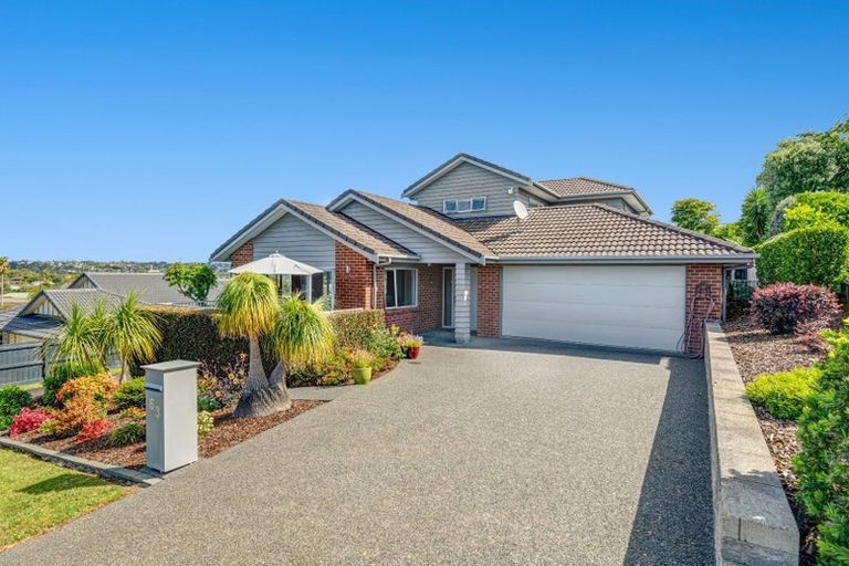 Photo of property in 63 Chesterfield Way, Orewa, 0931