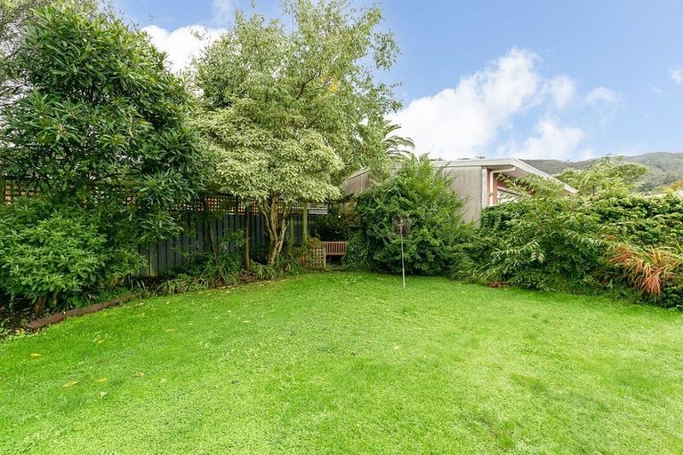 Photo of property in 13 Tawhai Street, Stokes Valley, Lower Hutt, 5019