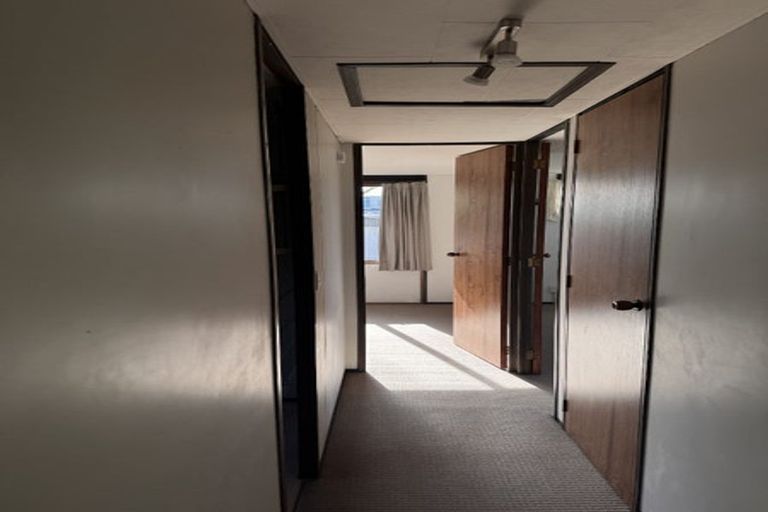 Photo of property in 643 Beach Road, Rothesay Bay, Auckland, 0630