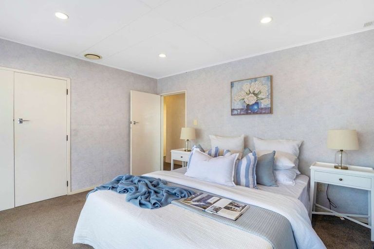 Photo of property in 15 Corilin Place, Mangakakahi, Rotorua, 3015