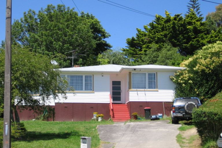 Photo of property in 17 Jamaica Place, Blockhouse Bay, Auckland, 0600