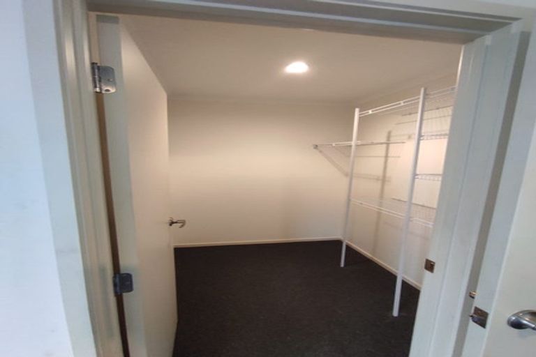 Photo of property in 19 Mcgowan Rise, Tuakau, 2121