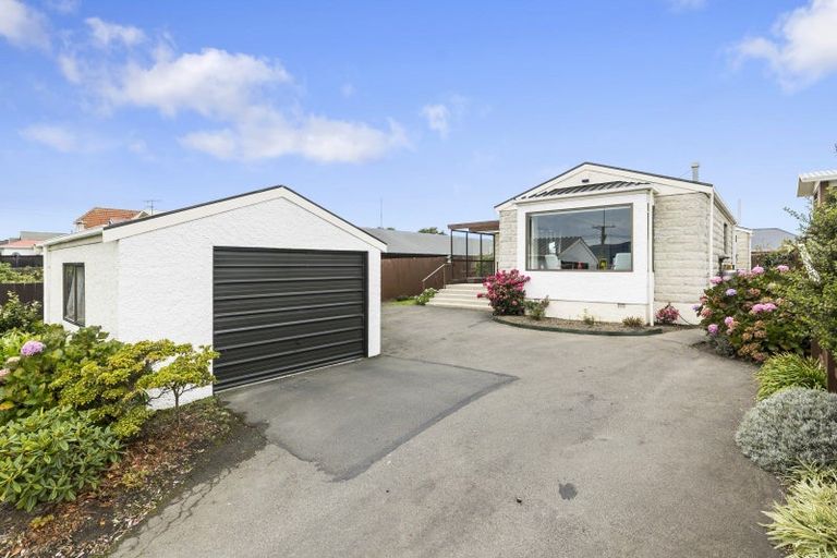 Photo of property in 68 Highcliff Road, Andersons Bay, Dunedin, 9013