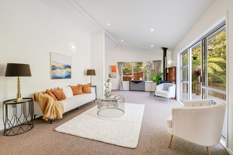 Photo of property in 12 Simon Ellice Drive, Bayview, Auckland, 0629