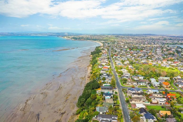 Photo of property in 46 Clovelly Road, Bucklands Beach, Auckland, 2012