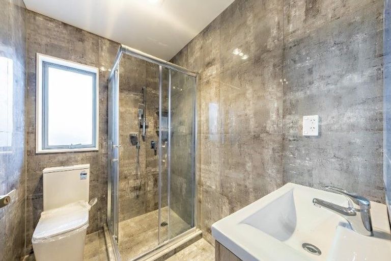 Photo of property in 28a Fernaig Street, Papakura, 2110