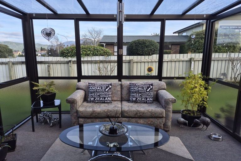 Photo of property in 1 Donald Ross Place, Te Anau, 9600