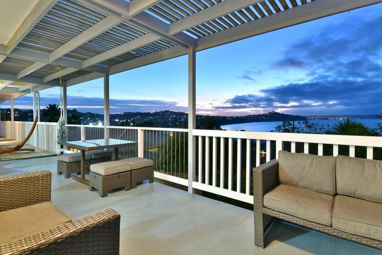 Photo of property in 135 Stanmore Bay Road, Stanmore Bay, Whangaparaoa, 0932
