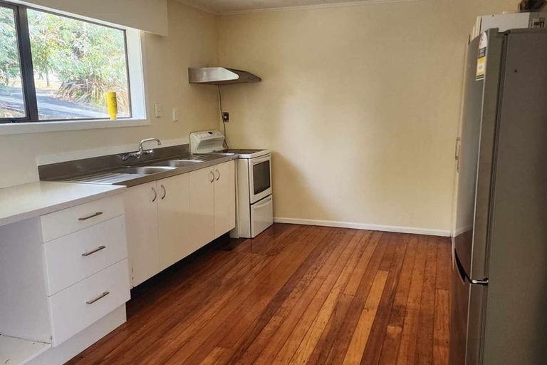 Photo of property in 13 Martin Street, Ranui, Porirua, 5024