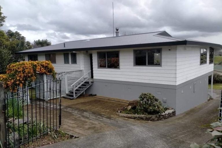 Photo of property in 32 Victory Street, Welcome Bay, Tauranga, 3112