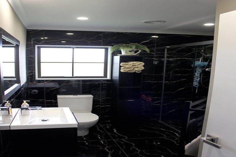 Photo of property in 544 Manutahi Road, Lepperton, New Plymouth, 4373